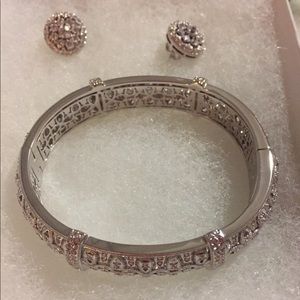 Adriana Orsini high quality costume jewelry!